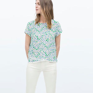 Donated🎀 EUC ZARA TRF Print Blouse Size XS